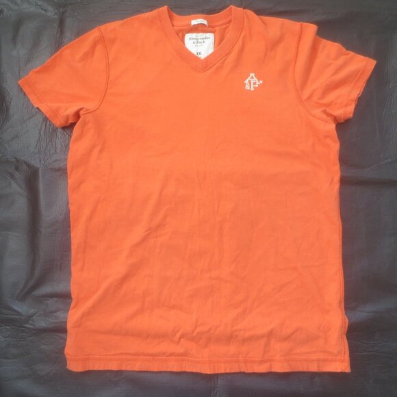 Abercrombie Fitch A & F Reverse Stitch V-Neck Sueded Cotton Muscle Cut T-Shirt - Picture 1 of 10